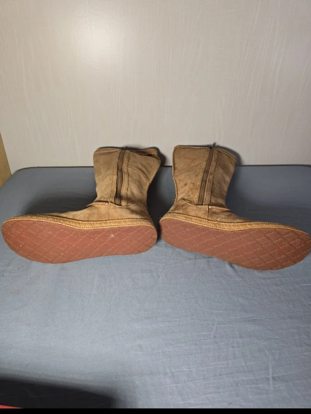 UGG Mammoth Knee High Fringe Boots Women's Size 6.5 Chestnut Suede